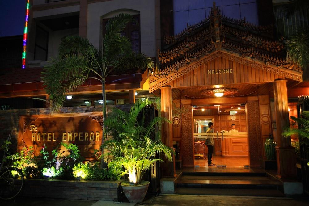 The Hotel Emperor Mandalay Exteriér fotografie