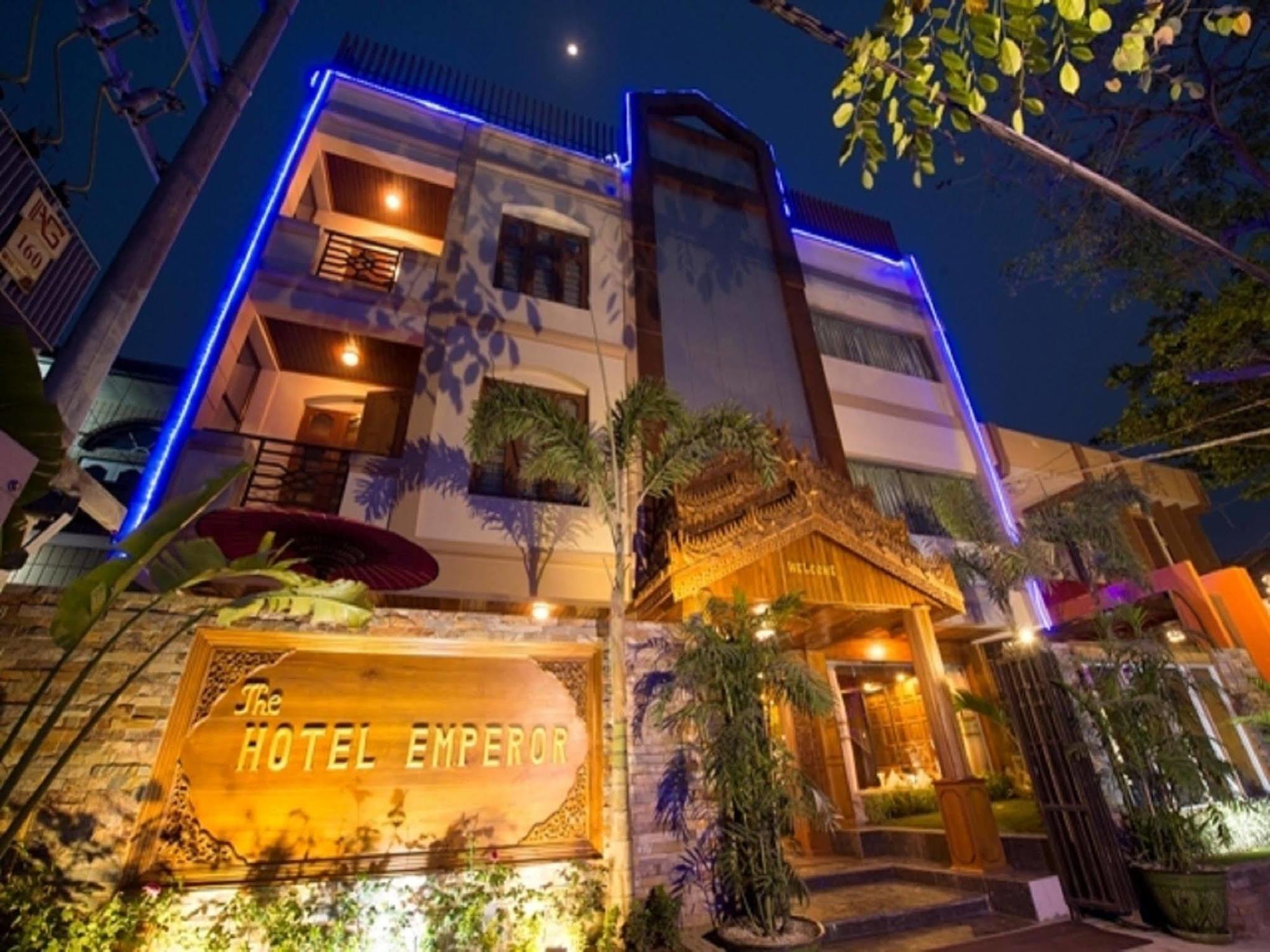 The Hotel Emperor Mandalay Exteriér fotografie